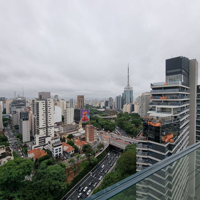 Studio Planejado com Vista Incrível no Paraiso!