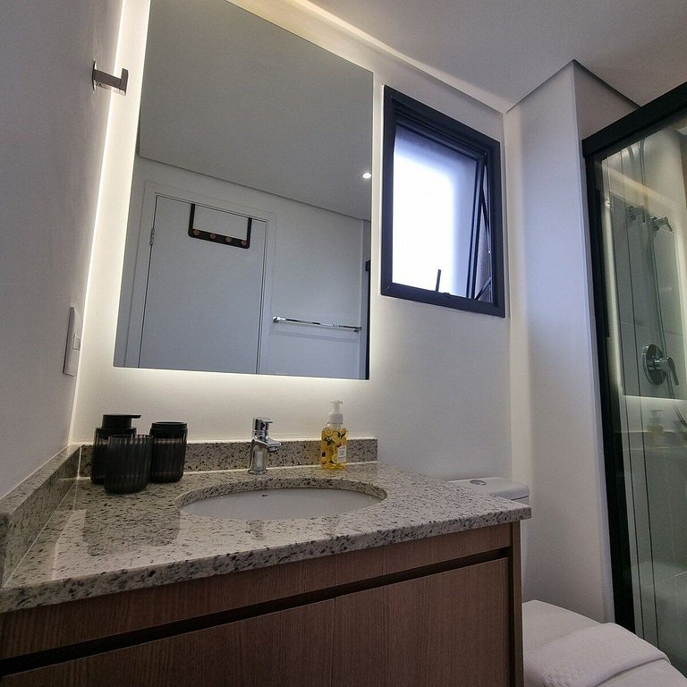 ¡Estudio planificado con vista increíble en el paraíso!