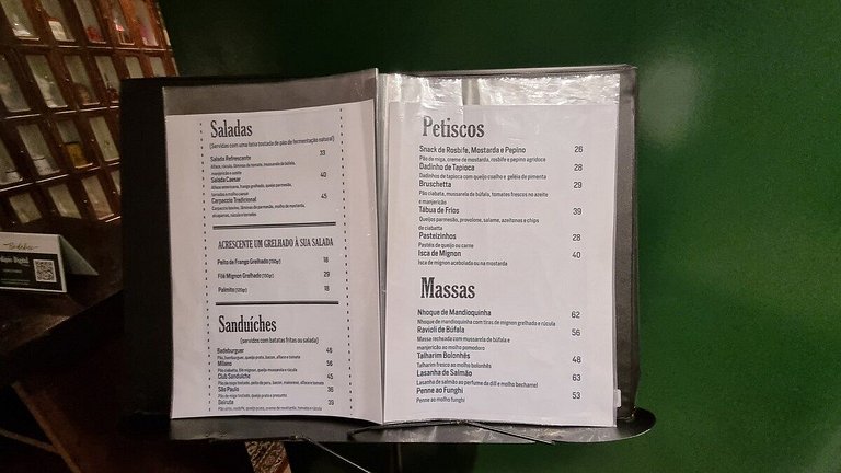 Apto Versátil, 2 Ambientes no Coração do Jardins!!
