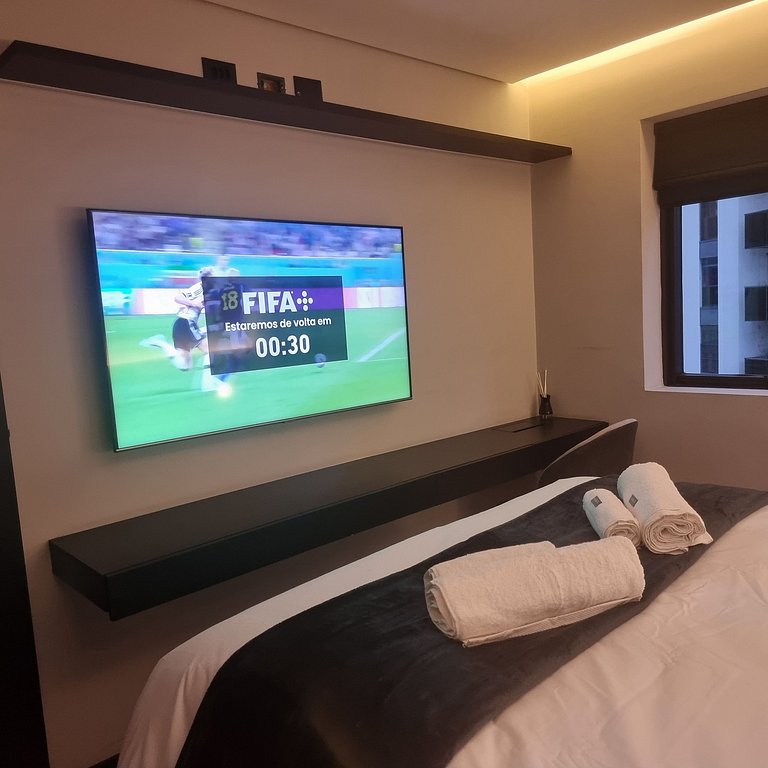 Sophisticated and Modern Apt in the Heart of Itaim