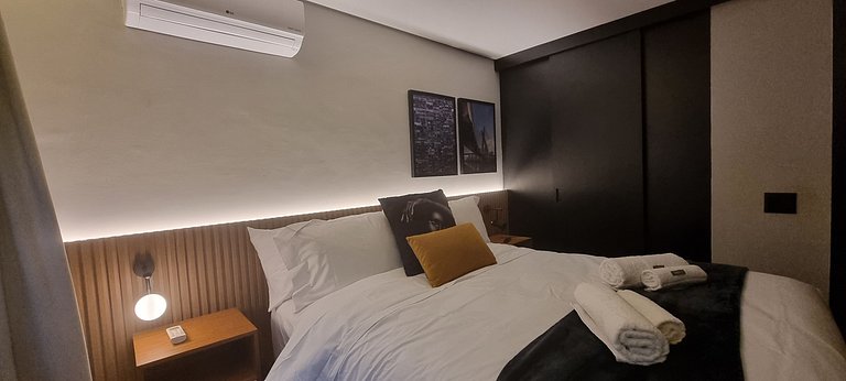 Sophisticated and Modern Apt in the Heart of Itaim