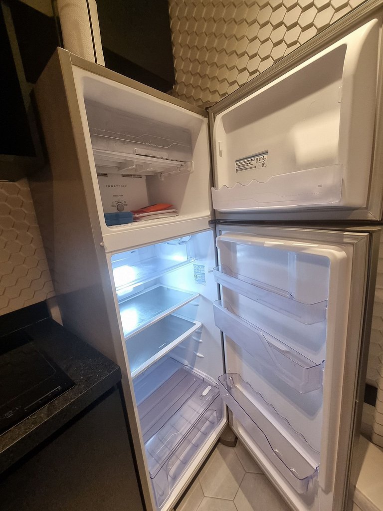 Sophisticated and Modern Apt in the Heart of Itaim