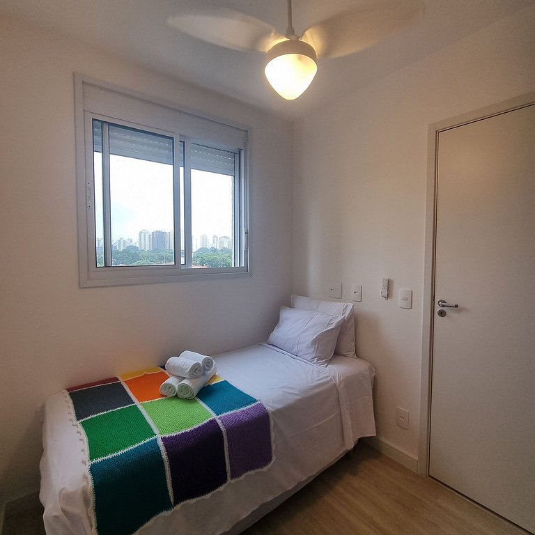 Mucho estilo en Moema junto al metro y mall