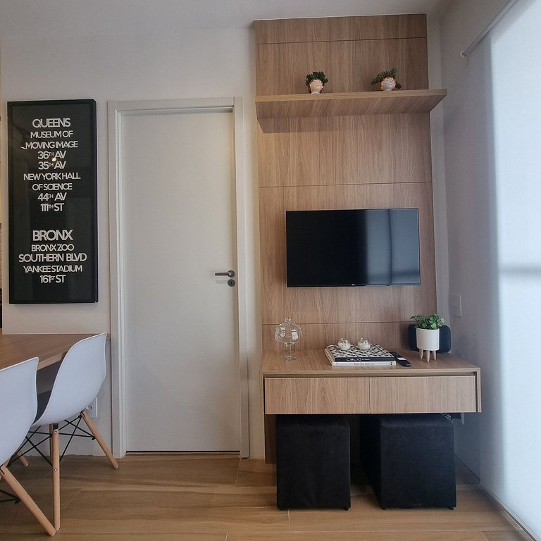 Lots of Style in Moema next to the Metro and Mall