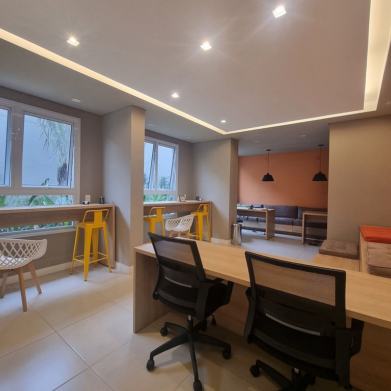 Lots of Style in Moema next to the Metro and Mall