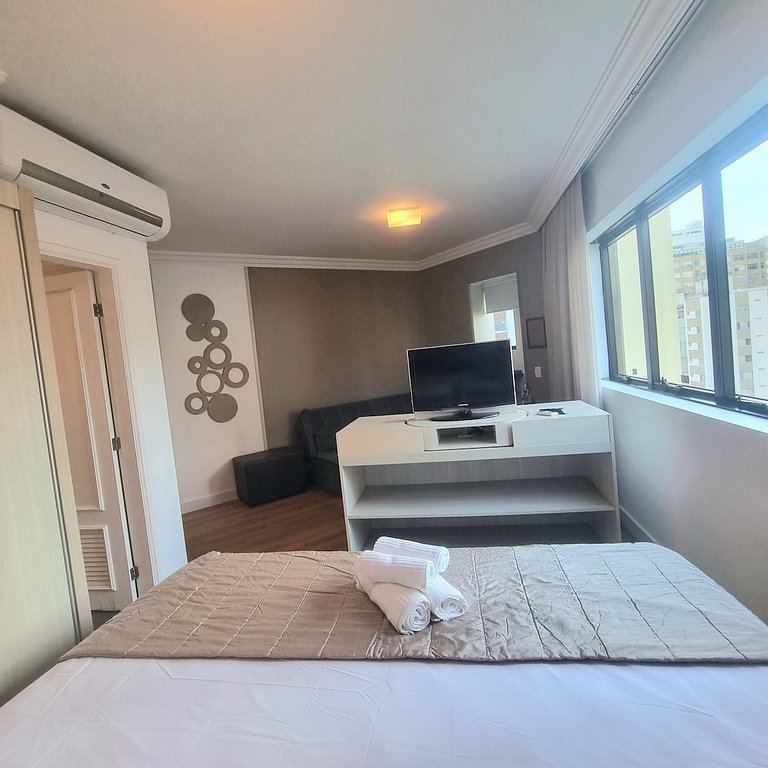 Apartment with Tree Views next to Oscar Freire
